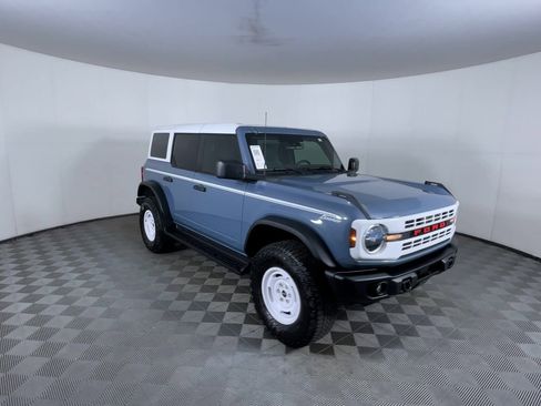 Used 2025 Ford Bronco Heritage Edition image 2