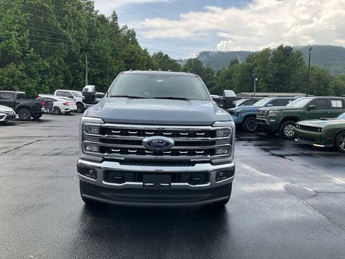 New 2026 Ford F250 Lariat w/ Chrome Package AWD/4WD image 2