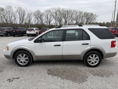 Used 2005 Ford Freestyle SE FWD image 6