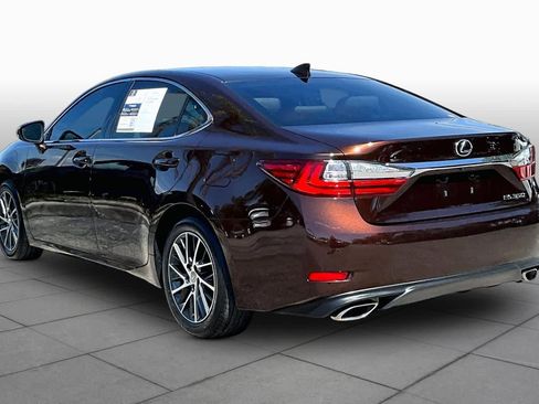 Used 2017 Lexus ES 350 w/ Luxury Package FWD image 12