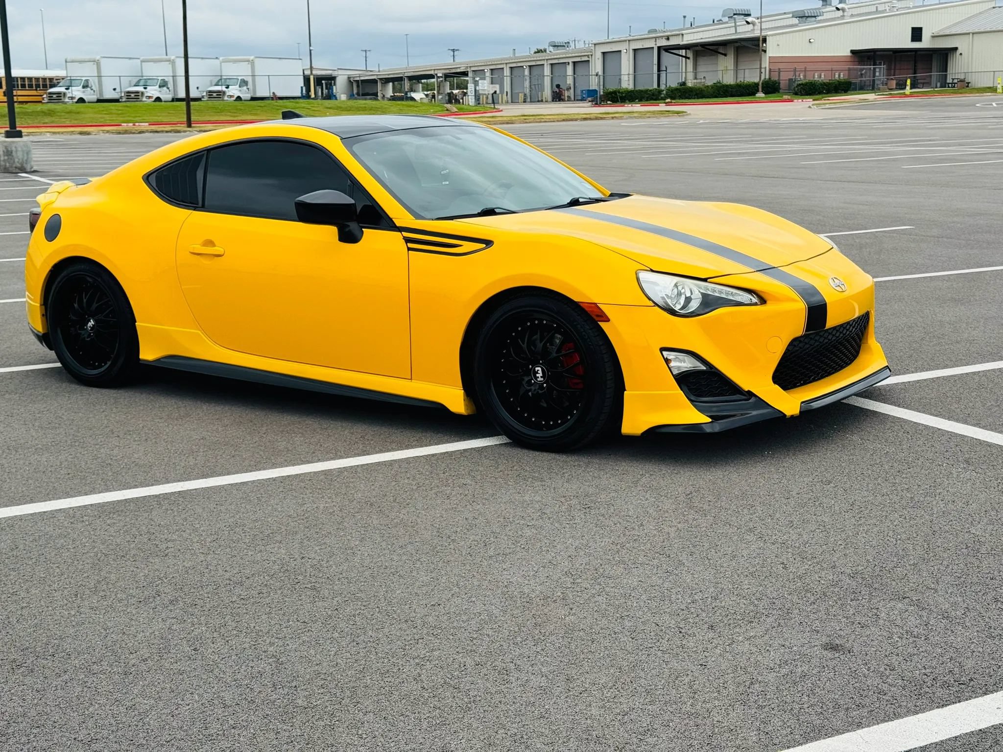 Used 2015 Scion FR-S Release Series 1.0 RWD image 4