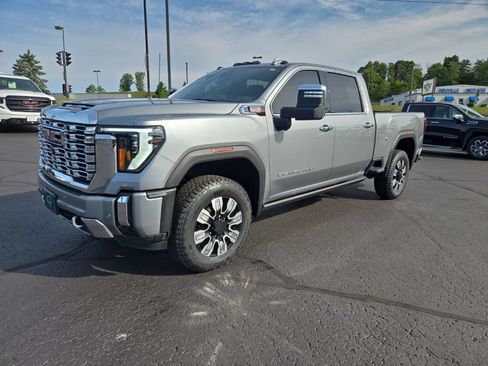 Certified 2024 GMC Sierra 3500 Denali w/ Denali Reserve Package AWD/4WD image 1