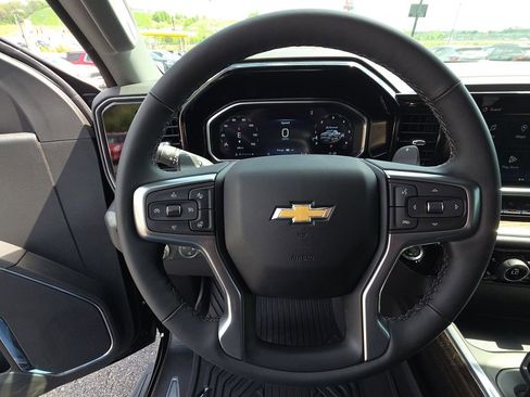 New 2026 Chevrolet Silverado 1500 LT image 18