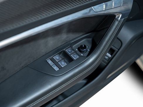 Used 2021 Audi S6 Prestige w/ Prestige Package image 66