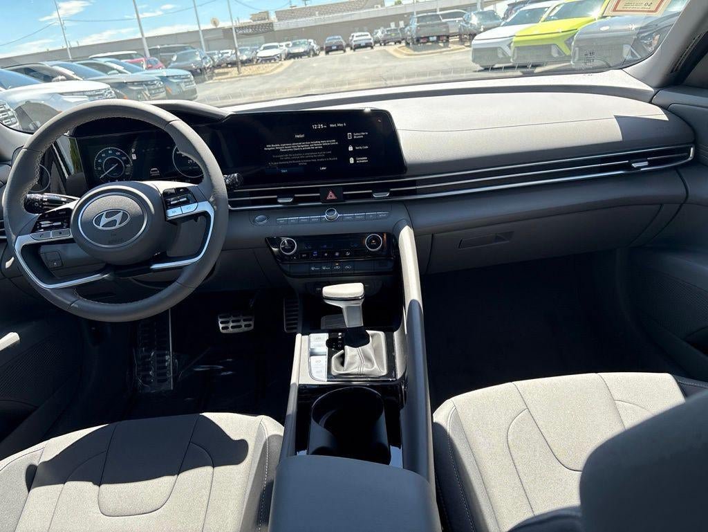 New 2026 Hyundai Elantra SEL FWD image 39