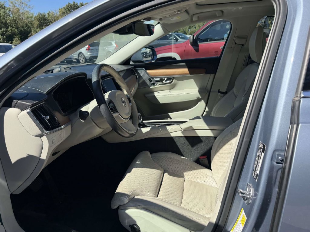 Used 2017 Volvo S90 T6 Inscription w/ Vision Package AWD/4WD image 5