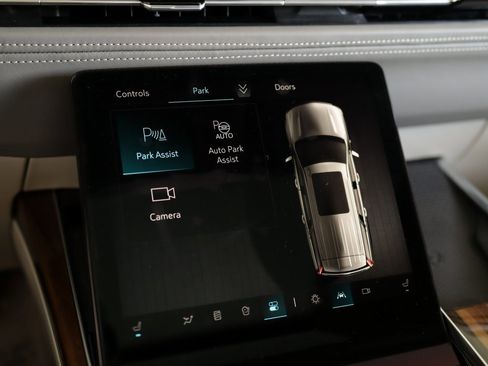 New 2025 Cadillac Escalade Premium Luxury Platinum image 19