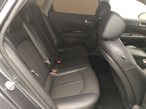 Used 2020 Kia Optima S FWD image 19