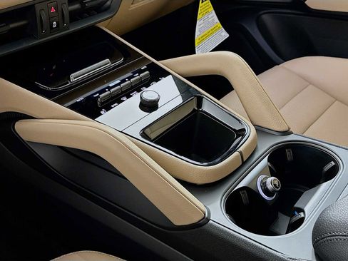 New 2026 Porsche Cayenne S image 20