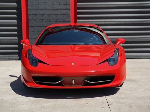 Used 2014 Ferrari 458 Italia Coupe image 4