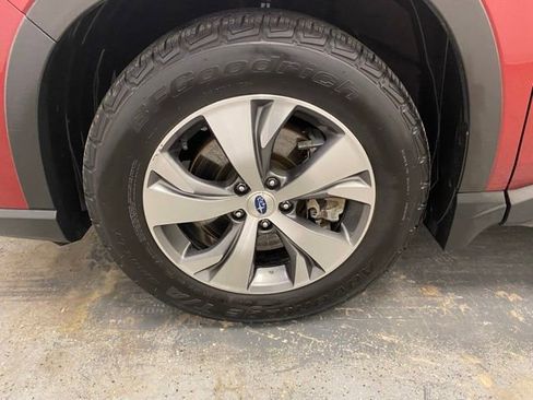 Used 2019 Subaru Ascent Premium w/ Popular Package #2 AWD/4WD image 30