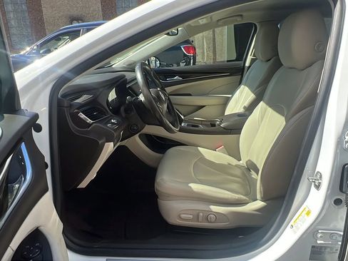 Used 2017 Buick LaCrosse Preferred image 27