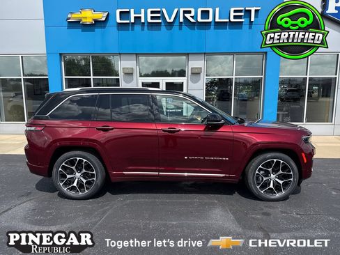 Used 2023 Jeep Grand Cherokee Summit AWD/4WD image 1