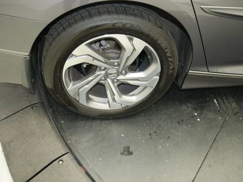 Used 2018 Honda Accord EX-L image 17
