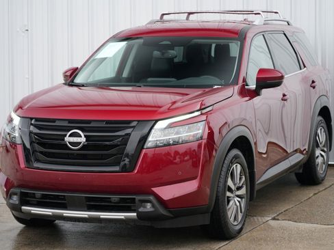 Used 2022 Nissan Pathfinder SL w/ Lighting Package (N92) image 48