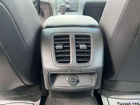 Used 2015 Ford Taurus SEL w/ Equipment Group 201A image 15