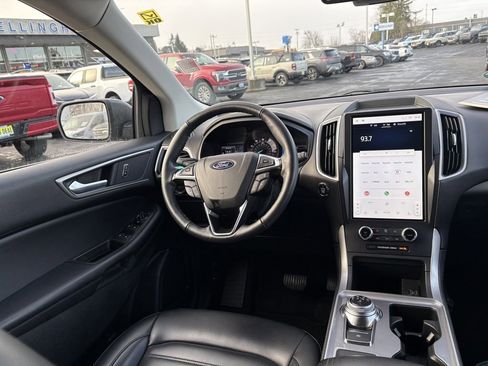Certified 2024 Ford Edge SEL image 22