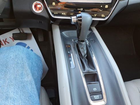Used 2019 Honda HR-V EX-L image 13