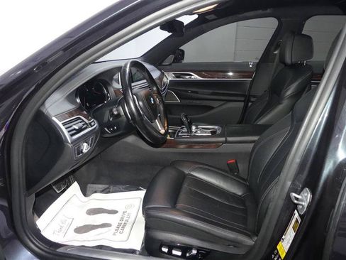 Used 2019 BMW 740i xDrive w/ M Sport Package AWD/4WD image 22