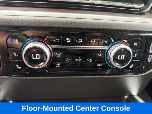 Used 2026 GMC Sierra 2500 SLT w/ SLT Convenience Package AWD/4WD image 19