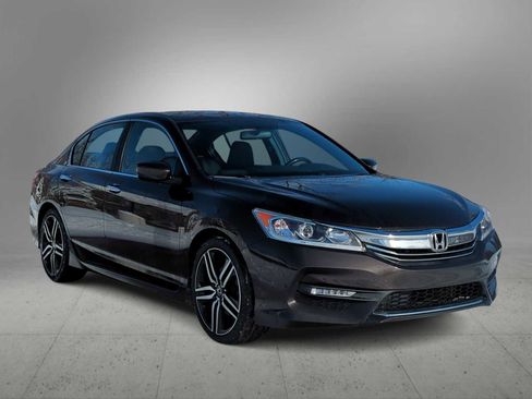 Used 2017 Honda Accord Sport Special Edition image 2