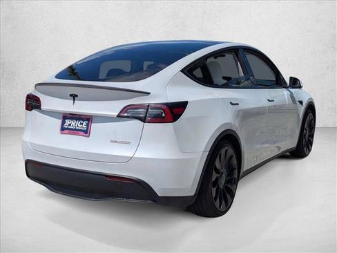 Used 2024 Tesla Model Y Performance AWD/4WD image 5