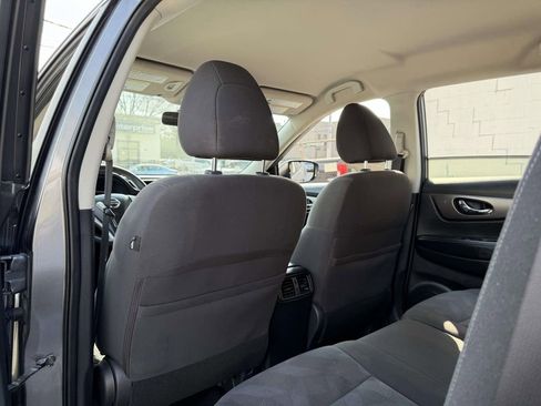 Used 2016 Nissan Rogue S image 17