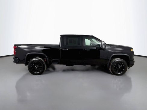 Used 2025 Chevrolet Silverado 2500 Custom w/ Custom Value Package AWD/4WD image 10