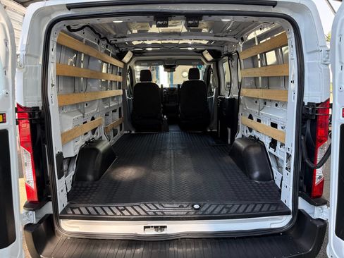 Used 2019 Ford Transit 250 130 Low Roof w/ Exterior Upgrade Package RWD image 8