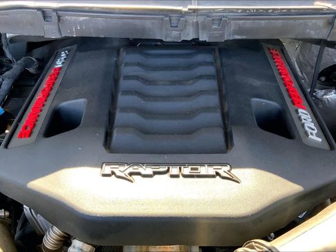 Certified 2023 Ford F150 Raptor AWD/4WD image 32