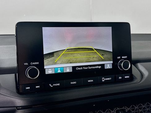 Used 2024 Honda Accord EX image 10