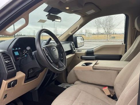 Used 2020 Ford F150 XLT image 8