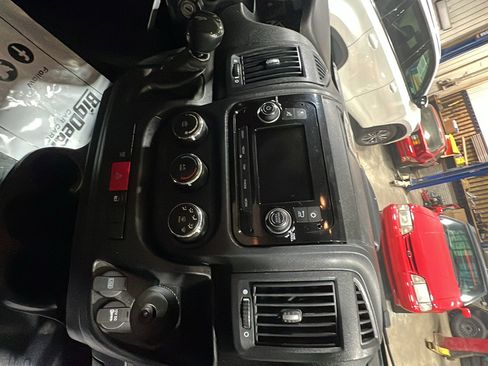 Used 2020 RAM ProMaster 3500 image 13