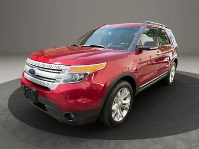 Used 2014 Ford Explorer XLT w/ Equipment Group 202A