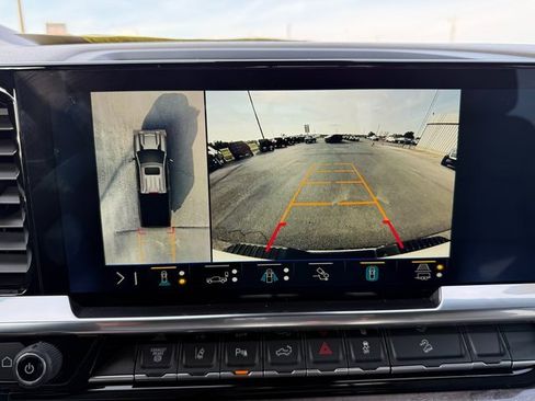 Used 2025 Chevrolet Silverado 3500 LTZ w/ LTZ Premium Texas Edition image 17