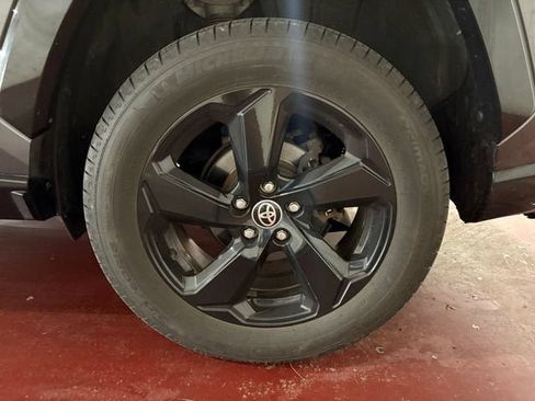 Used 2020 Toyota RAV4 XSE AWD/4WD image 23