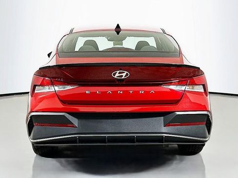 Certified 2025 Hyundai Elantra Sport w/ Cargo Package FWD image 6