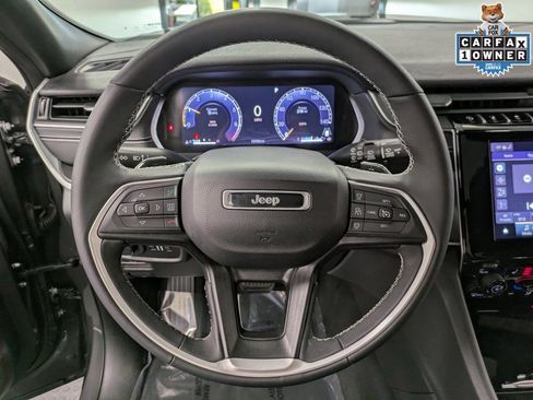 Used 2024 Jeep Grand Cherokee Altitude image 20