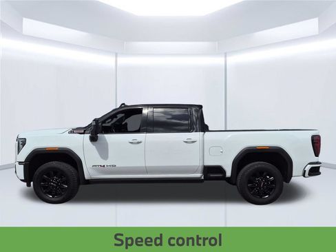 Used 2026 GMC Sierra 2500 AT4 w/ AT4 Premium Plus Package AWD/4WD image 2