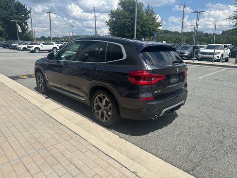 Used 2021 BMW X3 xDrive30e w/ Executive Package AWD/4WD image 5