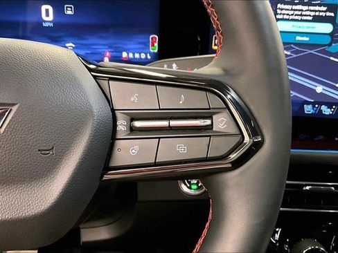 Used 2026 Chevrolet Traverse RS AWD/4WD image 28