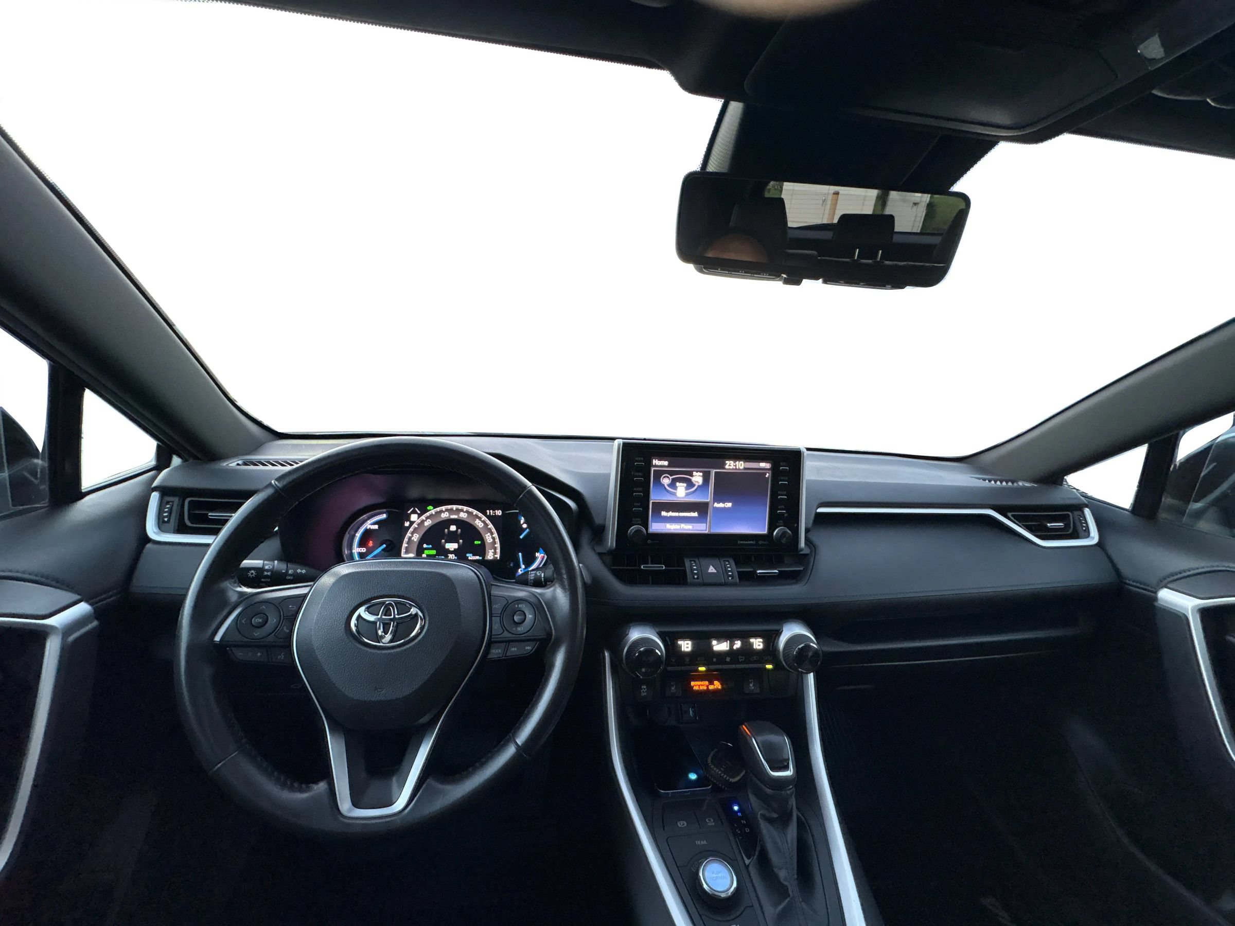 Used 2019 Toyota RAV4 XSE AWD/4WD image 36