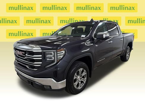 Used 2025 GMC Sierra 1500 SLT RWD image 14
