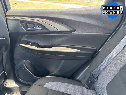 Used 2023 Chevrolet TrailBlazer LT FWD image 16