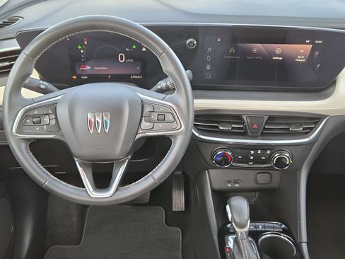 Used 2024 Buick Encore GX Preferred FWD image 24