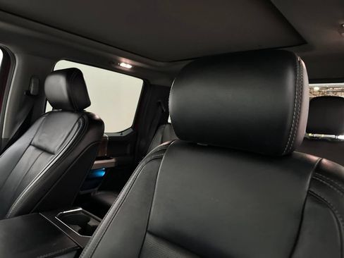 Used 2020 Ford F150 Lariat RWD image 29