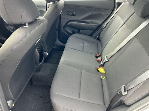 New 2026 Hyundai Kona SE image 16