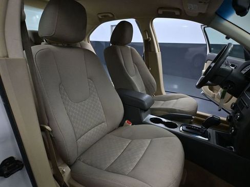 Used 2010 Ford Fusion SE image 41