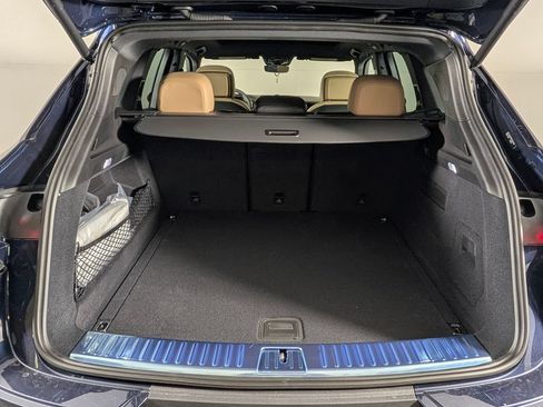 New 2026 Porsche Cayenne AWD/4WD image 17