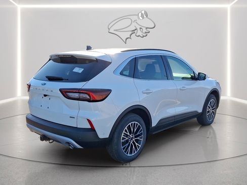 New 2024 Ford Escape SE w/ PHEV Premium Package image 4